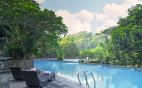 Oak Tree Emerald Resort Semarang